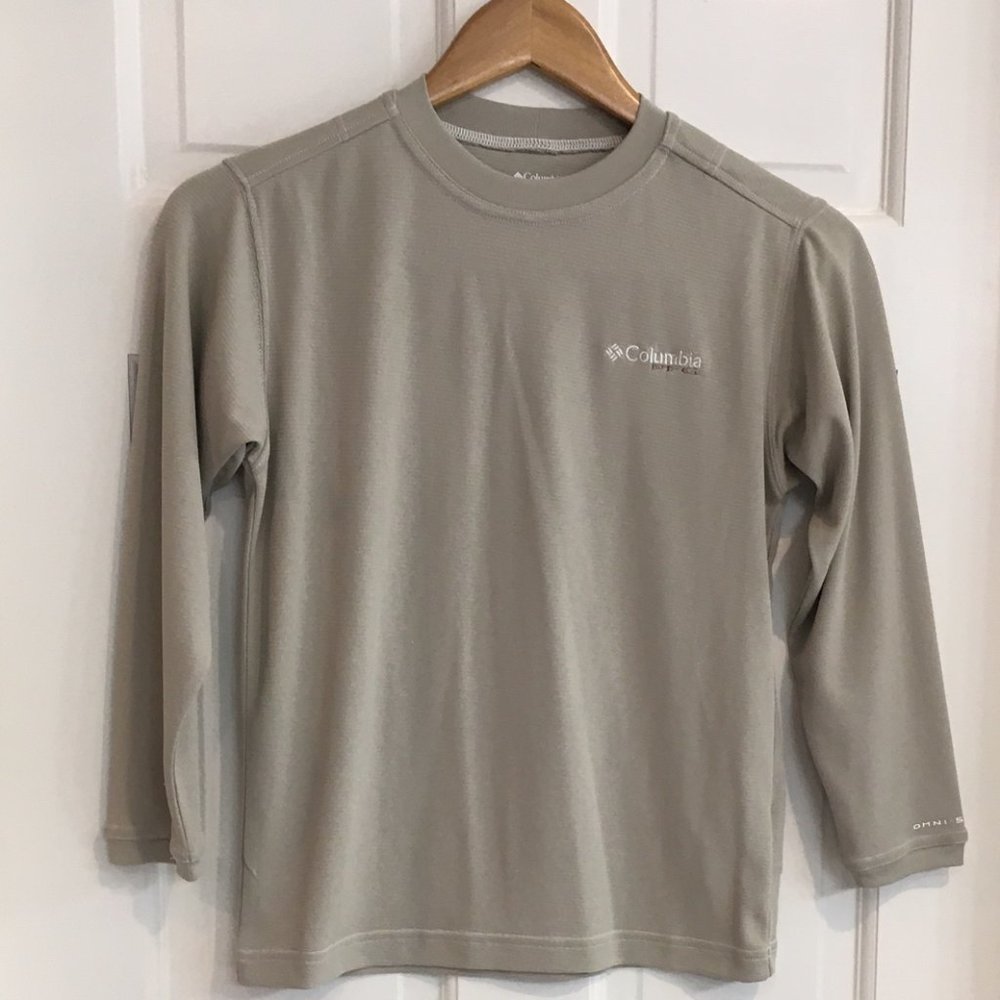 Columbia Taupe 3/4 Sleeve PFG Top size SP like new